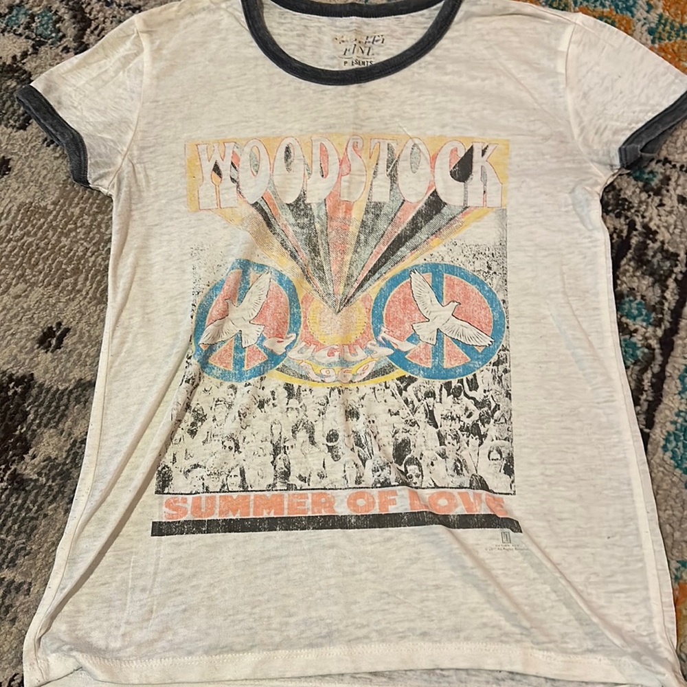 Woodstock tee size small summer of love